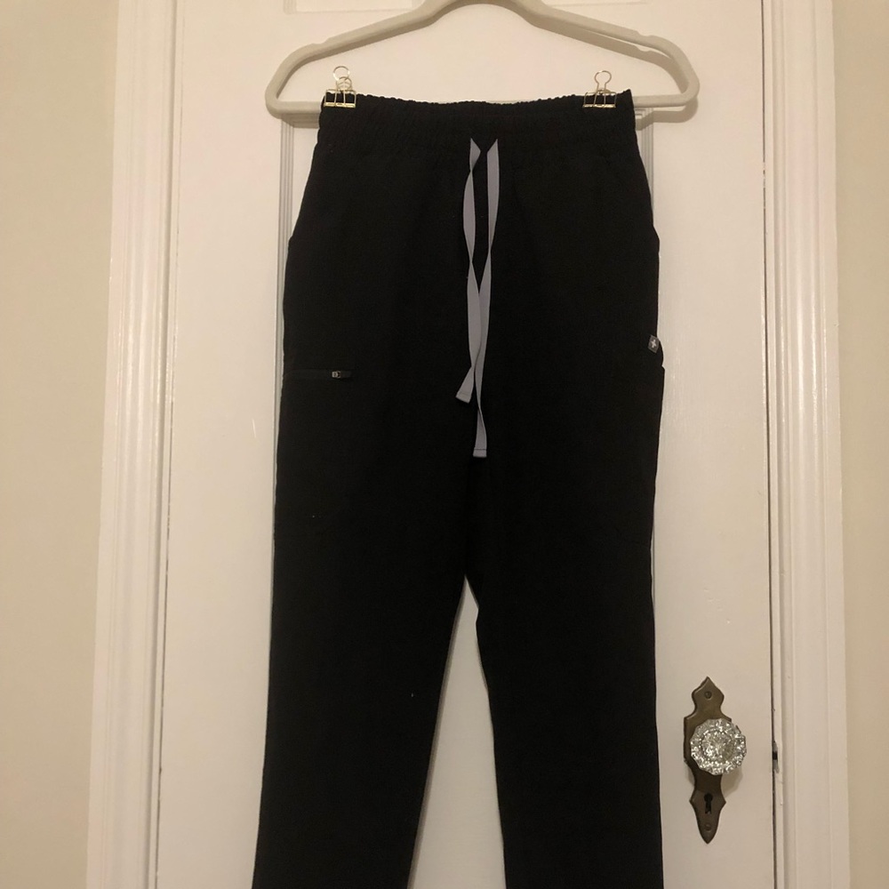 Black Figs Scrub Pants